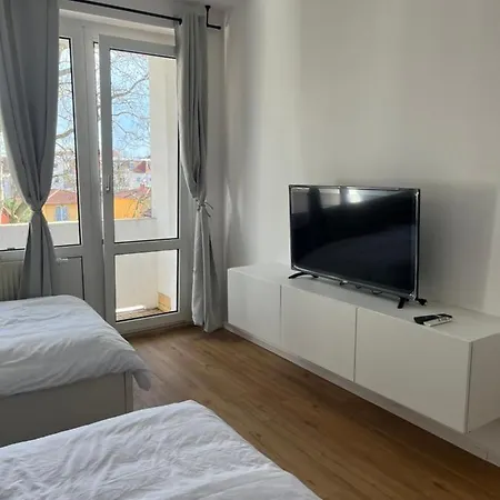 Monteur-& Eichmann *