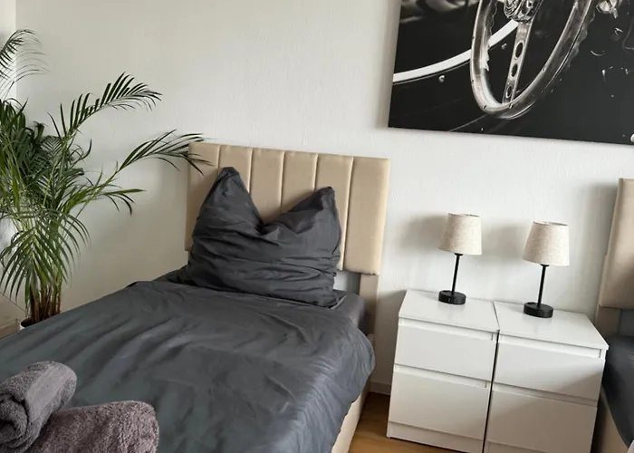 Monteur-& Eichmann *